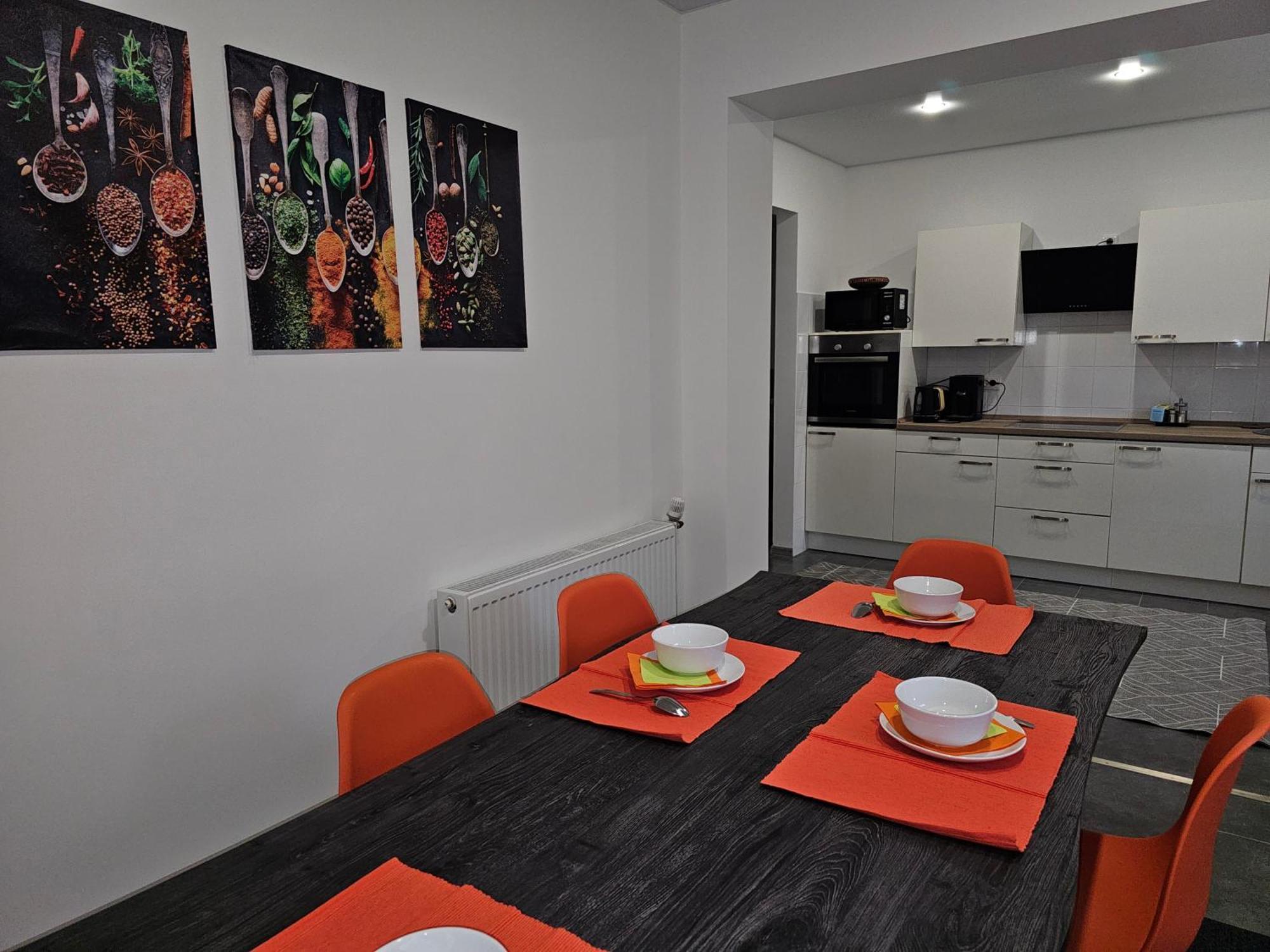 Warburg, Fewo "Sweet Home" 2,5 Zi- Eg-Separater Eingang - Parkplatz - Terasse- Komfortabel,Renoviert Luaran gambar