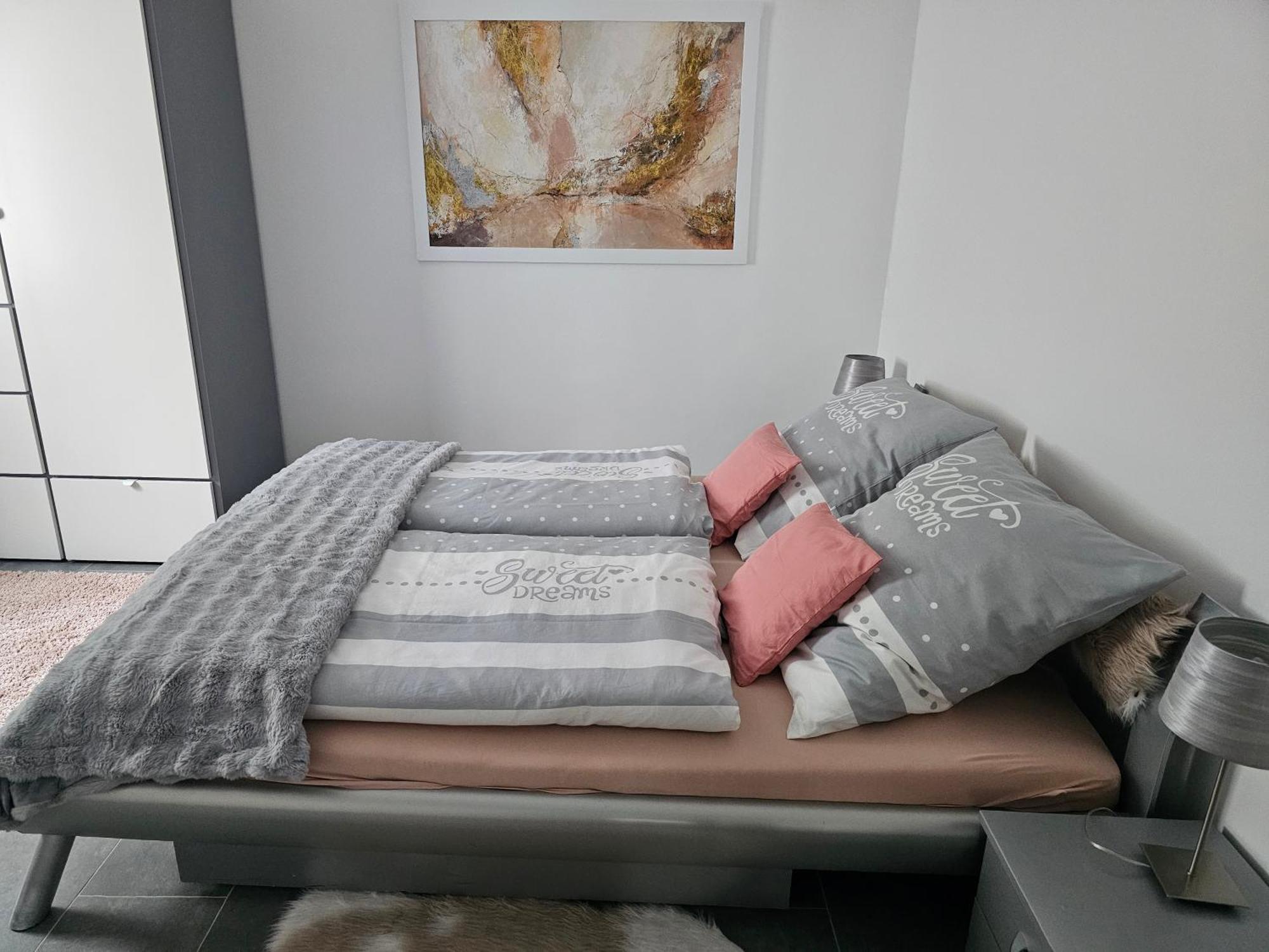 Warburg, Fewo "Sweet Home" 2,5 Zi- Eg-Separater Eingang - Parkplatz - Terasse- Komfortabel,Renoviert Luaran gambar